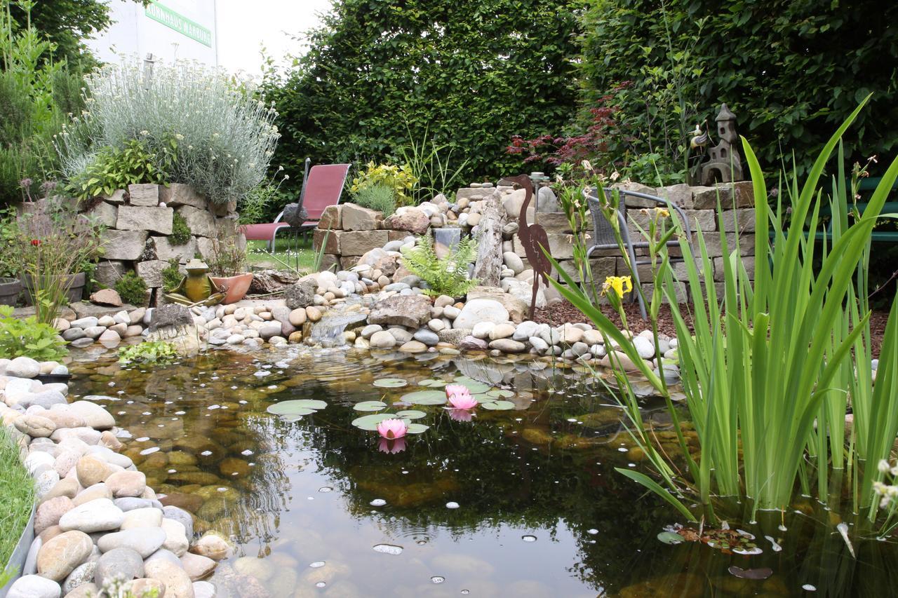 Natuerlich Famos Schlafen Hotel Warburg Exterior foto